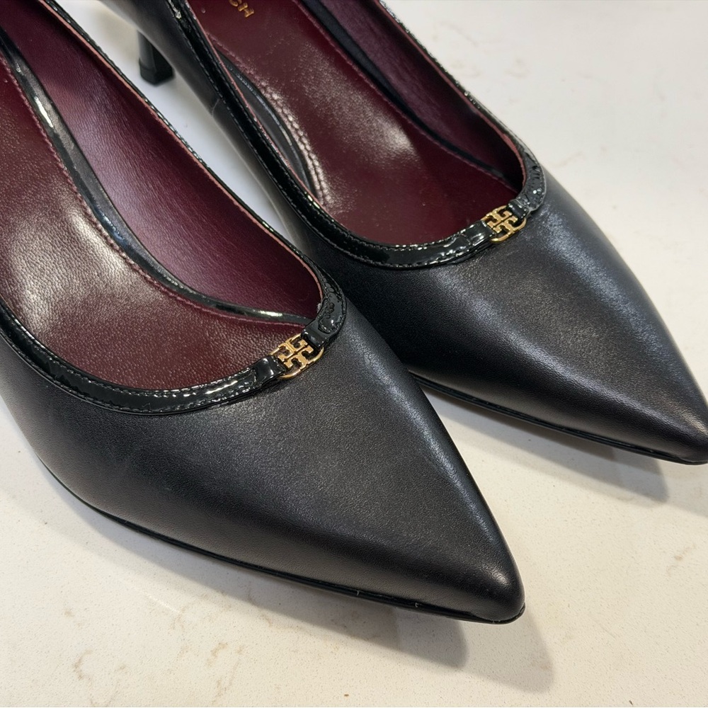 Tory Burch Vintage Leather Pointed Heels Size 6.5 Designer Pumps - Picture 3 of 7